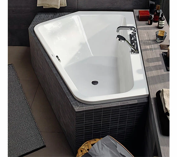 Duravit Paiova 1900mm X 1400mm Right-Left 5 Corner Built In Bath With Frame 6 Duravit Paiova 1900mm X 1400mm Right-Left 5 Corner Built In Bath With Frame - Image 6