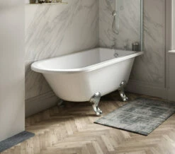 Hudson Reed Winterburn Freestanding Acrylic Bath White With Leg Set