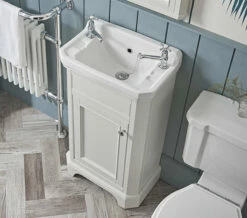 Tavistock Vitoria Traditional Style 500mm Cloakroom Unit And Basin